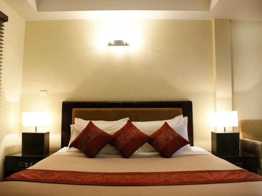 Lk Mansion Aparthotel Pattaya Exteriör bild